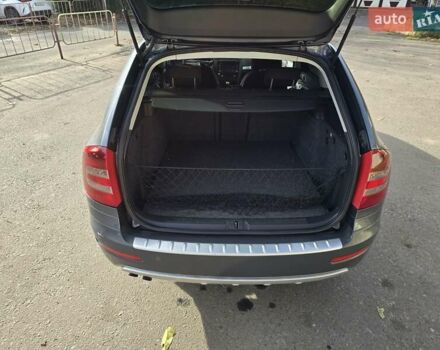 Серый Шкода Октавия Скаут, объемом двигателя 2 л и пробегом 213 тыс. км за 6200 $, фото 29 на Automoto.ua