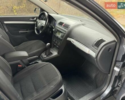 Сірий Шкода Octavia Scout, об'ємом двигуна 1.98 л та пробігом 331 тис. км за 5999 $, фото 13 на Automoto.ua