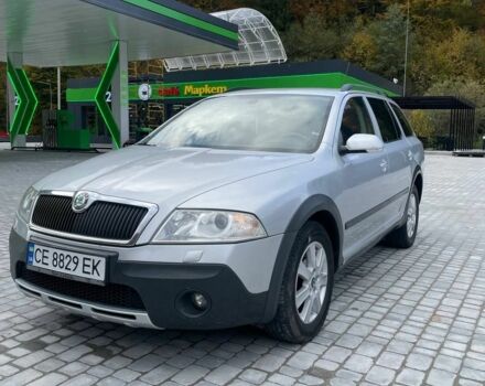 Серый Шкода Октавия Скаут, объемом двигателя 2 л и пробегом 260 тыс. км за 6300 $, фото 2 на Automoto.ua