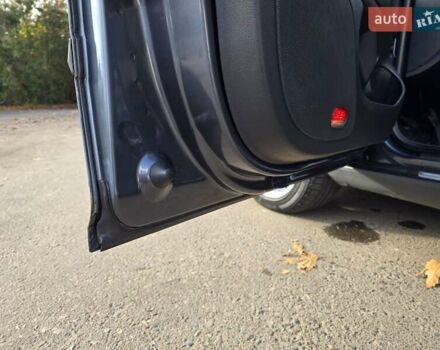 Серый Шкода Октавия Скаут, объемом двигателя 2 л и пробегом 213 тыс. км за 6200 $, фото 24 на Automoto.ua