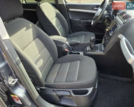 Серый Шкода Октавия Скаут, объемом двигателя 2 л и пробегом 213 тыс. км за 6200 $, фото 39 на Automoto.ua