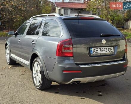 Серый Шкода Октавия Скаут, объемом двигателя 2 л и пробегом 213 тыс. км за 6200 $, фото 17 на Automoto.ua
