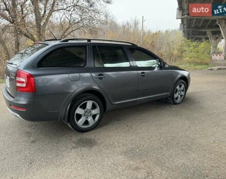 Сірий Шкода Octavia Scout, об'ємом двигуна 1.98 л та пробігом 331 тис. км за 5999 $, фото 8 на Automoto.ua