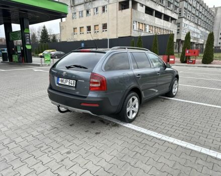 Сірий Шкода Octavia Scout, об'ємом двигуна 2 л та пробігом 285 тис. км за 4200 $, фото 4 на Automoto.ua