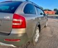 Серый Шкода Октавия Скаут, объемом двигателя 2 л и пробегом 225 тыс. км за 6850 $, фото 7 на Automoto.ua