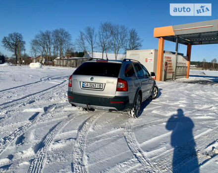 Сірий Шкода Octavia Scout, об'ємом двигуна 1.8 л та пробігом 344 тис. км за 7999 $, фото 4 на Automoto.ua