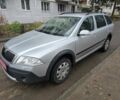 Сірий Шкода Octavia Scout, об'ємом двигуна 1.6 л та пробігом 211 тис. км за 7500 $, фото 14 на Automoto.ua