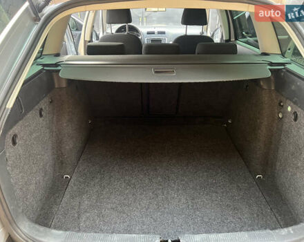 Серый Шкода Октавия Скаут, объемом двигателя 2 л и пробегом 230 тыс. км за 8990 $, фото 38 на Automoto.ua