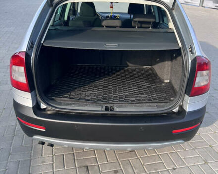 Сірий Шкода Octavia Scout, об'ємом двигуна 1.8 л та пробігом 235 тис. км за 9500 $, фото 9 на Automoto.ua