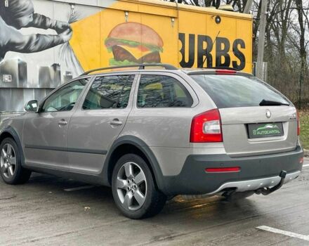 Сірий Шкода Octavia Scout, об'ємом двигуна 0.18 л та пробігом 266 тис. км за 8300 $, фото 4 на Automoto.ua