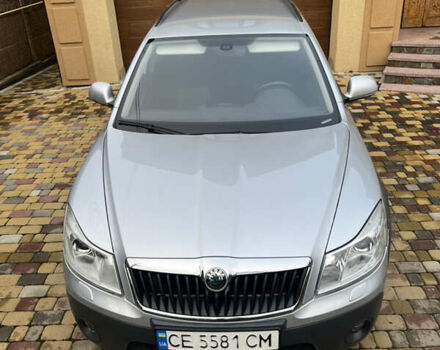 Серый Шкода Октавия Скаут, объемом двигателя 2 л и пробегом 230 тыс. км за 8990 $, фото 7 на Automoto.ua