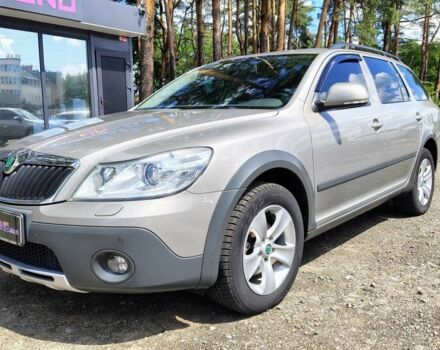Сірий Шкода Octavia Scout, об'ємом двигуна 1.8 л та пробігом 262 тис. км за 8300 $, фото 2 на Automoto.ua