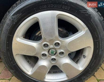 Серый Шкода Октавия Скаут, объемом двигателя 2 л и пробегом 230 тыс. км за 8990 $, фото 17 на Automoto.ua