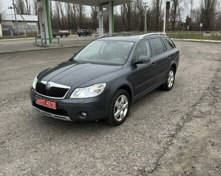 Сірий Шкода Octavia Scout, об'ємом двигуна 2 л та пробігом 282 тис. км за 10800 $, фото 3 на Automoto.ua