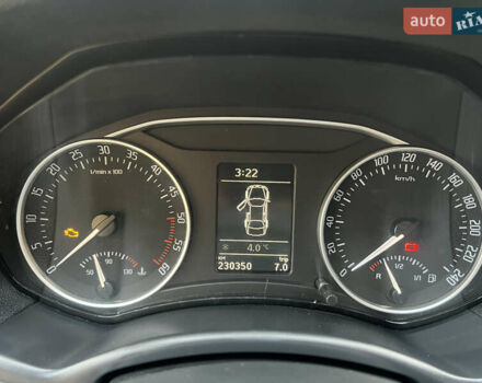 Серый Шкода Октавия Скаут, объемом двигателя 2 л и пробегом 230 тыс. км за 8990 $, фото 25 на Automoto.ua