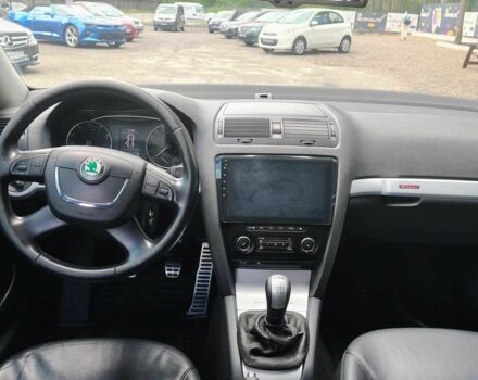 Сірий Шкода Octavia Scout, об'ємом двигуна 1.8 л та пробігом 262 тис. км за 8300 $, фото 16 на Automoto.ua