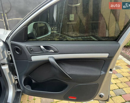 Серый Шкода Октавия Скаут, объемом двигателя 2 л и пробегом 230 тыс. км за 8990 $, фото 35 на Automoto.ua