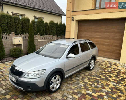 Серый Шкода Октавия Скаут, объемом двигателя 2 л и пробегом 230 тыс. км за 8990 $, фото 6 на Automoto.ua