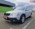 Серый Шкода Октавия Скаут, объемом двигателя 1.8 л и пробегом 174 тыс. км за 8300 $, фото 6 на Automoto.ua