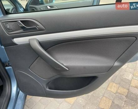 Серый Шкода Октавия Скаут, объемом двигателя 1.8 л и пробегом 214 тыс. км за 8500 $, фото 44 на Automoto.ua