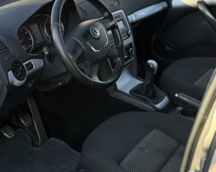 Сірий Шкода Octavia Scout, об'ємом двигуна 1.8 л та пробігом 202 тис. км за 8200 $, фото 15 на Automoto.ua