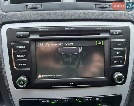 Серый Шкода Октавия Скаут, объемом двигателя 2 л и пробегом 230 тыс. км за 8990 $, фото 27 на Automoto.ua