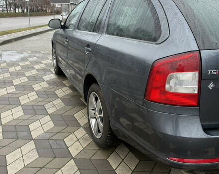 Сірий Шкода Octavia Scout, об'ємом двигуна 1.8 л та пробігом 219 тис. км за 7750 $, фото 42 на Automoto.ua