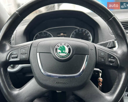 Серый Шкода Октавия Скаут, объемом двигателя 1.8 л и пробегом 247 тыс. км за 10200 $, фото 18 на Automoto.ua