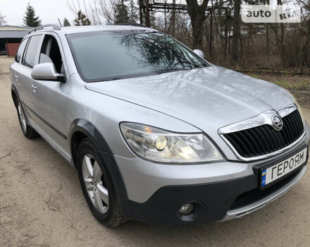 Сірий Шкода Octavia Scout, об'ємом двигуна 2 л та пробігом 230 тис. км за 8700 $, фото 11 на Automoto.ua