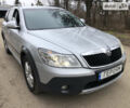 Сірий Шкода Octavia Scout, об'ємом двигуна 2 л та пробігом 230 тис. км за 8700 $, фото 10 на Automoto.ua