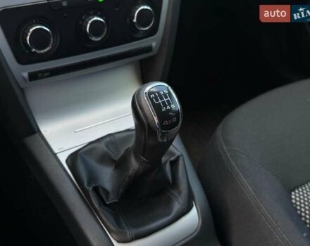 Сірий Шкода Octavia Scout, об'ємом двигуна 1.8 л та пробігом 224 тис. км за 6990 $, фото 22 на Automoto.ua