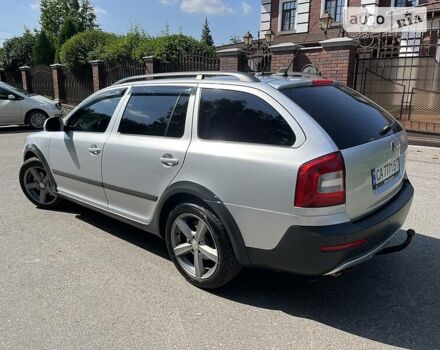 Сірий Шкода Octavia Scout, об'ємом двигуна 2 л та пробігом 255 тис. км за 11500 $, фото 2 на Automoto.ua