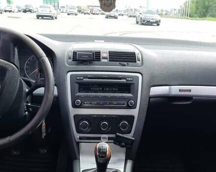 Сірий Шкода Octavia Scout, об'ємом двигуна 1.8 л та пробігом 390 тис. км за 7500 $, фото 3 на Automoto.ua