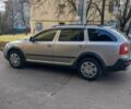 Сірий Шкода Octavia Scout, об'ємом двигуна 0.18 л та пробігом 320 тис. км за 9000 $, фото 3 на Automoto.ua