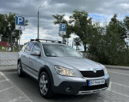 Сірий Шкода Octavia Scout, об'ємом двигуна 2 л та пробігом 220 тис. км за 12799 $, фото 7 на Automoto.ua