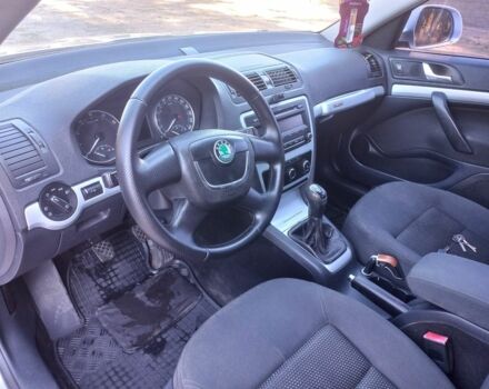 Сірий Шкода Octavia Scout, об'ємом двигуна 0 л та пробігом 224 тис. км за 7750 $, фото 7 на Automoto.ua