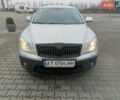 Сірий Шкода Octavia Scout, об'ємом двигуна 2 л та пробігом 295 тис. км за 10700 $, фото 1 на Automoto.ua