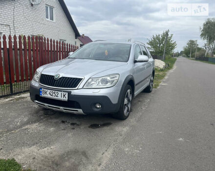 Сірий Шкода Octavia Scout, об'ємом двигуна 1.8 л та пробігом 230 тис. км за 9300 $, фото 6 на Automoto.ua