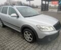 Серый Шкода Октавия Скаут, объемом двигателя 2 л и пробегом 289 тыс. км за 10900 $, фото 7 на Automoto.ua