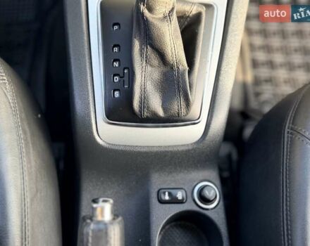 Серый Шкода Октавия Скаут, объемом двигателя 2 л и пробегом 191 тыс. км за 13600 $, фото 49 на Automoto.ua