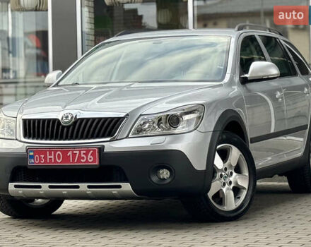 Серый Шкода Октавия Скаут, объемом двигателя 2 л и пробегом 175 тыс. км за 12999 $, фото 21 на Automoto.ua