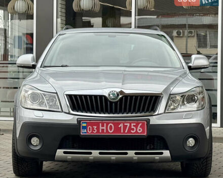 Серый Шкода Октавия Скаут, объемом двигателя 2 л и пробегом 175 тыс. км за 12999 $, фото 5 на Automoto.ua