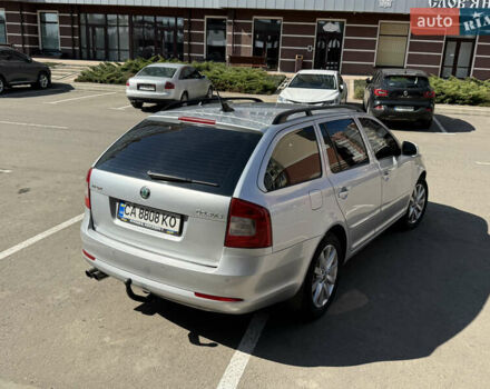 Сірий Шкода Octavia Scout, об'ємом двигуна 2 л та пробігом 260 тис. км за 9200 $, фото 4 на Automoto.ua