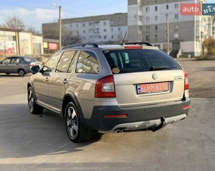 Серый Шкода Октавия Скаут, объемом двигателя 2 л и пробегом 191 тыс. км за 13600 $, фото 20 на Automoto.ua