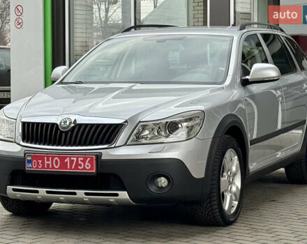 Серый Шкода Октавия Скаут, объемом двигателя 2 л и пробегом 175 тыс. км за 12999 $, фото 12 на Automoto.ua