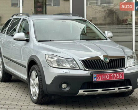 Серый Шкода Октавия Скаут, объемом двигателя 2 л и пробегом 175 тыс. км за 12999 $, фото 10 на Automoto.ua