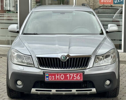 Серый Шкода Октавия Скаут, объемом двигателя 2 л и пробегом 175 тыс. км за 12999 $, фото 6 на Automoto.ua