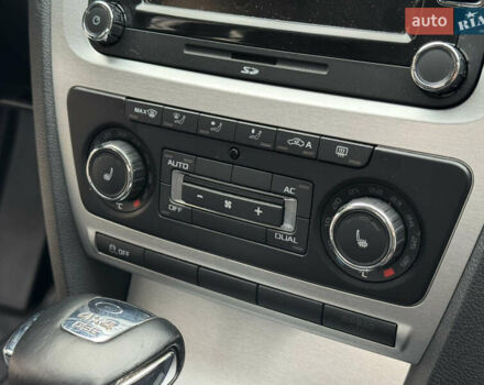 Серый Шкода Октавия Скаут, объемом двигателя 2 л и пробегом 175 тыс. км за 12999 $, фото 50 на Automoto.ua