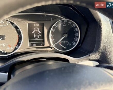 Серый Шкода Октавия Скаут, объемом двигателя 2 л и пробегом 191 тыс. км за 13600 $, фото 52 на Automoto.ua
