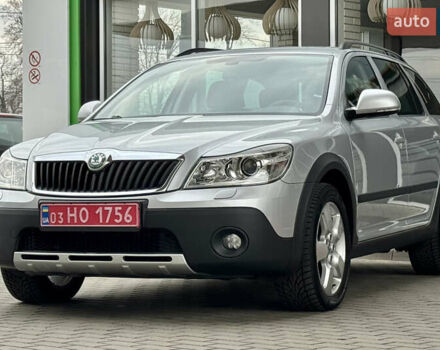 Серый Шкода Октавия Скаут, объемом двигателя 2 л и пробегом 175 тыс. км за 12999 $, фото 13 на Automoto.ua